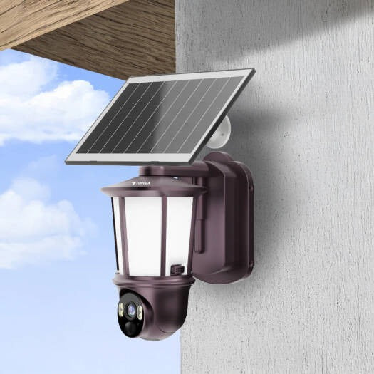 CÁMARA WIFI 1080P CON PANEL SOLAR Y LÁMPARA IPC-Q911
