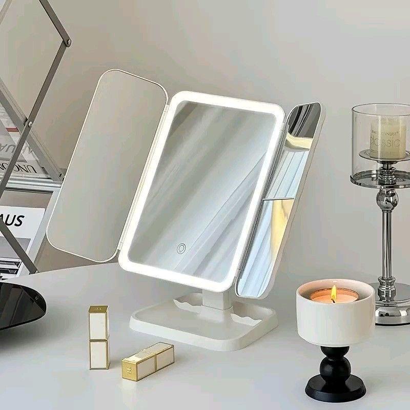 ESPEJO PLEGABLE CON LED Y ZOOM