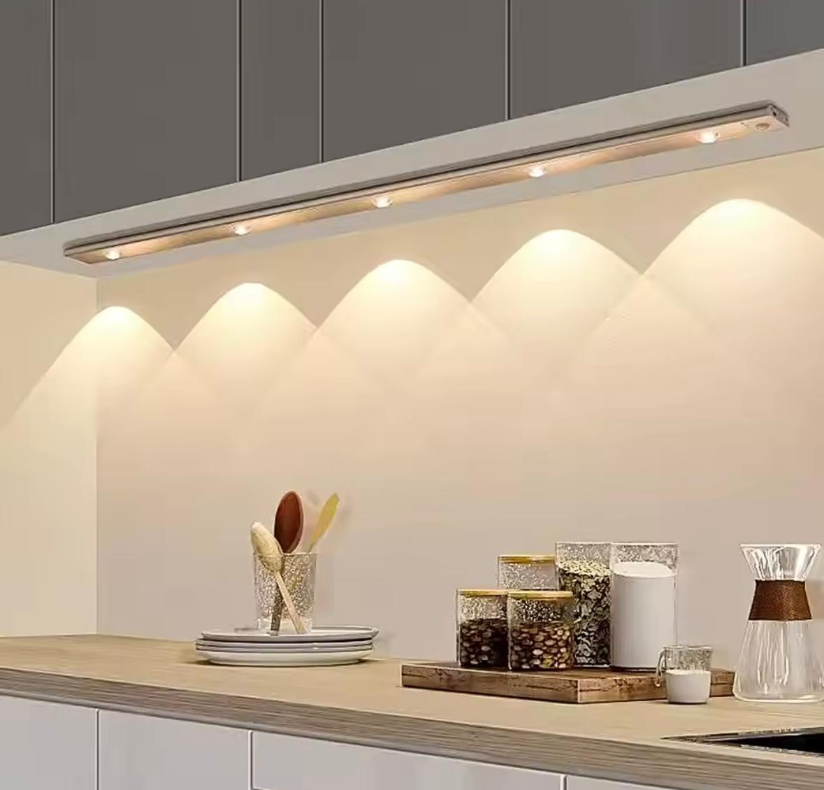 LÁMPARAS LED INTELIGENTES 120CM