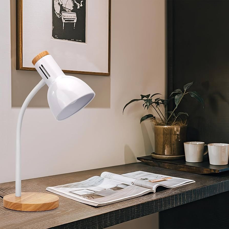 LÁMPARA DE ESCRITORIO LED MODELO LED-Y9872