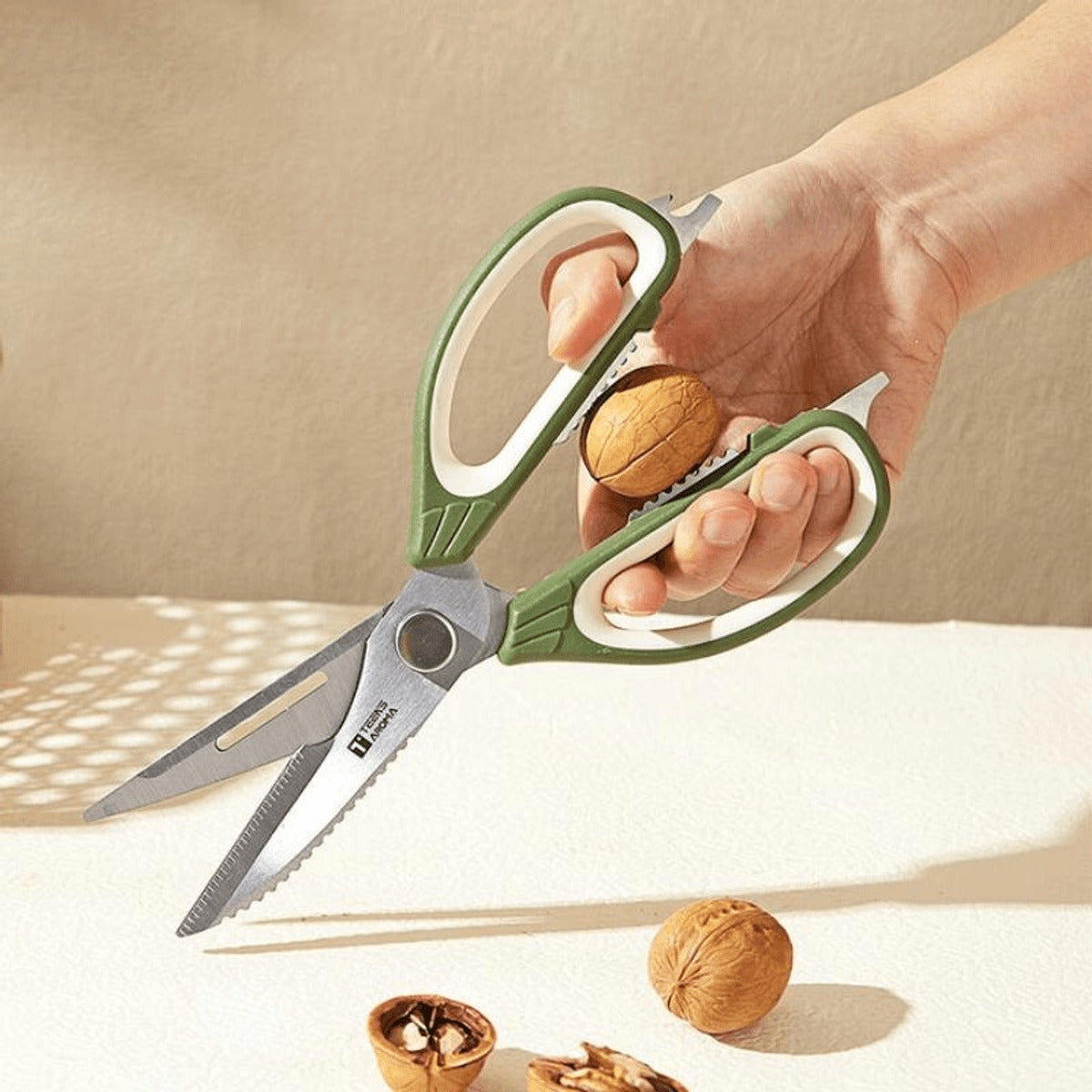 TIJERAS DE COCINA MULTIUSO CON FUNDA